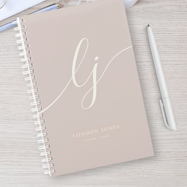 Girly Monogram Calligrafy Rose Elfenbeinskriptname Notizbuch (Von Creator hochgeladen)