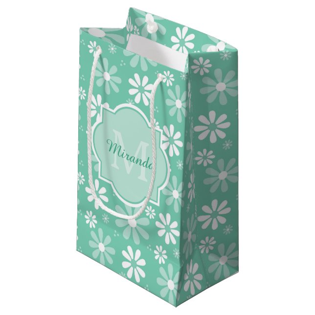 Girly Monogram Minze White Daisy Blume mit Namen Kleine Geschenktüte (Vorderseite Schrägansicht)
