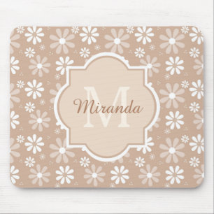 Girly Monogram Niedlich Tan Daisy Blume und Name Mousepad