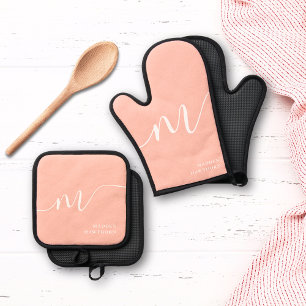 Girly Monogram Script Calligraphy Coral Blush Pink Ofenhandschuh & Topflappen-Set