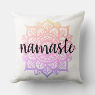 Girly Pastel Gradient Namaste Mandala Blume Kissen