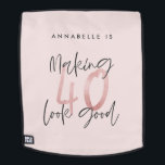 Girly pink Glitzer Moderner, stilvoller 40. Geburt Rucksack<br><div class="desc">Girly pink Glitzer moderne stilvolle 40. Geburtstagsgestaltung. Modernes,  monochromes Skripttext. Teil einer Sammlung.</div>