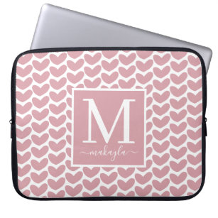 Girly Pink Heart Pattern Monogram Laptopschutzhülle