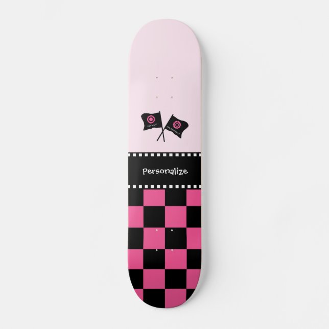 Girly Pink und Black Schachbrett Racing Flags und  Skateboard (Vorderseite)