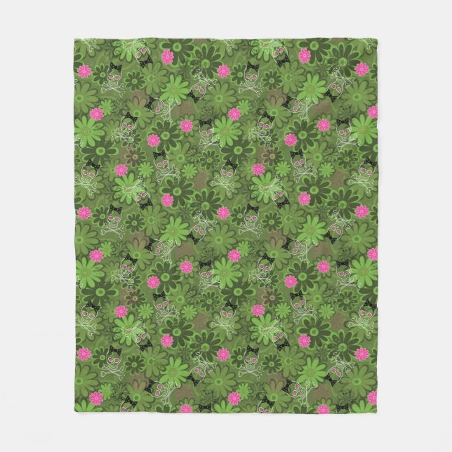 Girly Punkschädel auf Blumen-Camouflagehintergrund Fleecedecke (Vorderseite)