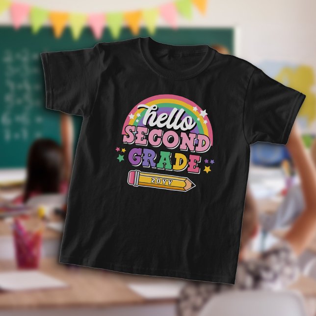Girly Rainbow Hello Second Grade with Year T-Shirt (Von Creator hochgeladen)