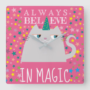 Girly rosa Katzen-Einhorn   glauben immer an Magie Quadratische Wanduhr