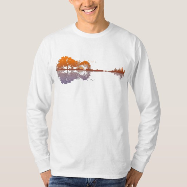 Gitarre am Lago Reflections Musik und Gitarre Love T-Shirt (Vorderseite)