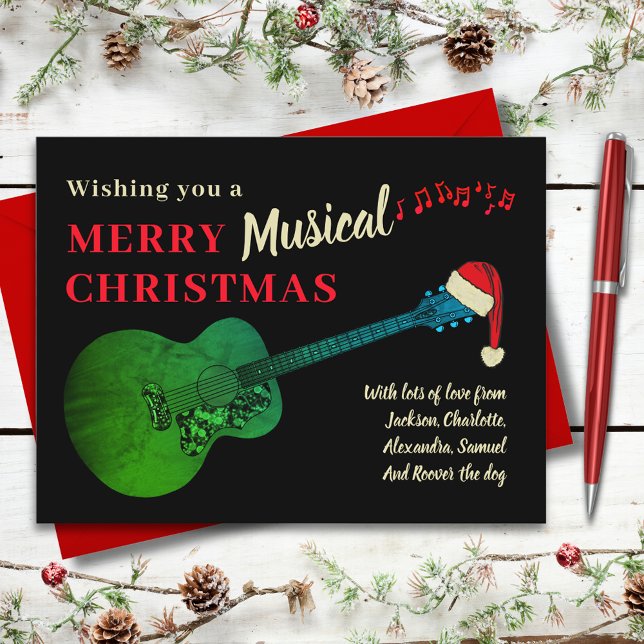 Gitarre Musical Frohe Weihnachten Personalisiert (Merry musical christmas guitar wearing Santa hat custom budget holiday greetings postcard)