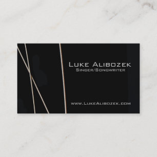 Gitarre reiht Musiker-Karte auf Visitenkarte