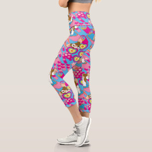 Gizmo   Pink Peace & Liebe Pattern Capri Leggings