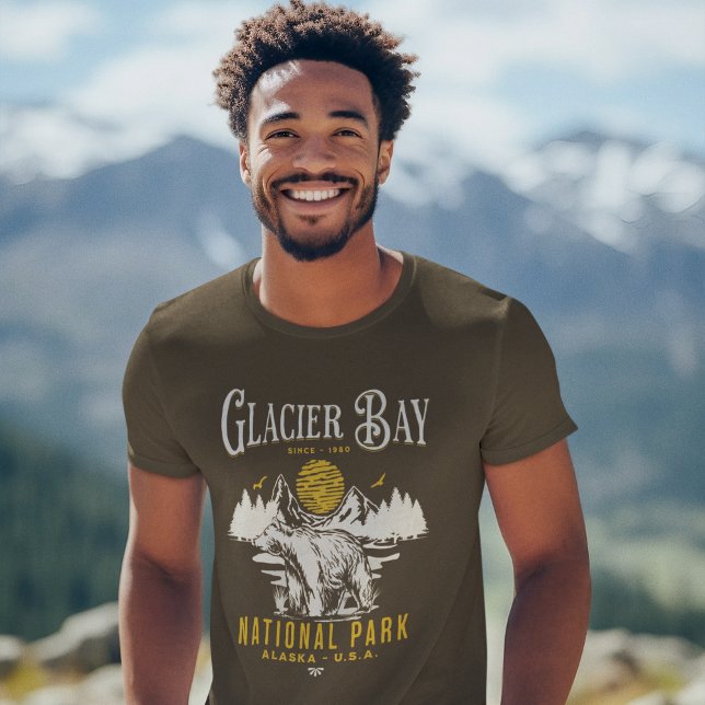 Glacier Bay National Park Cute Forest Landscape T-Shirt (Von Creator hochgeladen)