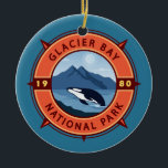 Glacier Bay Nationalpark Ristorante da Enzo Keramik Ornament<br><div class="desc">Glacier Bay Park Vektorgrafik Design. Der Park ist eine heimat,  ein lebendes Labor,  ein Nationalpark,  eine ausgewiesene Wildnis,  ein Biosphärenreservat und ein Weltkulturerbe.</div>