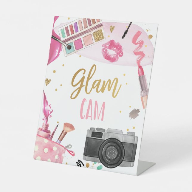 Glam Cam Wellness-Center Party Makeup Glamour Girl Sockelschild (Vorderseite)