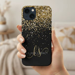 Glam Gold Glitzer Elegantes Monogramm iPhone 13 Hülle<br><div class="desc">Glam Gold Glitzer Elegant Monogram iPhone Case. Dieses schicke Gehäuse mit elegantem goldglänzenden Glitzer auf schwarzem Hintergrund ist einfach zu personalisieren. Das Design enthält Ihr handgeschriebenes Skriptmonogramm mit hübschen Wirbel und Namen.</div>