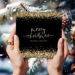 Glam Gold Glitzer Name Frohe Weihnachten Schwarz<br><div class="desc">Glam Gold Glitzer Name Script Frohe Weihnachtsschwarz. Klassisches Gold und Schwarz für Ihre feierlichen Grüße mit Imitat Glitzer an den Ober- und Unterkanten auf der Vorderseite und in einem Set Handschrift Stift für Frohe Weihnachten. Personalisieren Sie einfach Ihren Namen.</div>