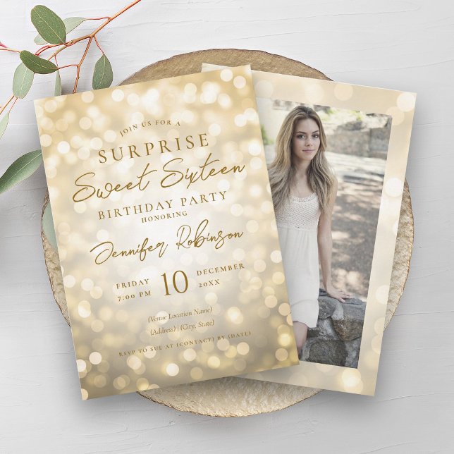 Glam Gold Lights Foto ÜBERRASCHUNG Sweet 16 Einladung (Glam Gold Lights Photo SURPRISE Sweet 16 Invitation)