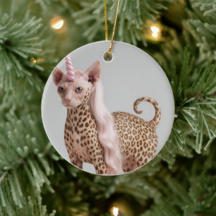 Glam Leoparden Einhorn Katze in rosa Fellabsätzen Keramik Ornament
