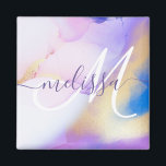 Glam Lilac Gold Abstrakt Paint Elegant Monogram Magnet<br><div class="desc">Diese abstrakte lila Aquarellfarbe und das goldene Imitat bespritzen den Hintergrund mit Ihren individuellen Details.</div>