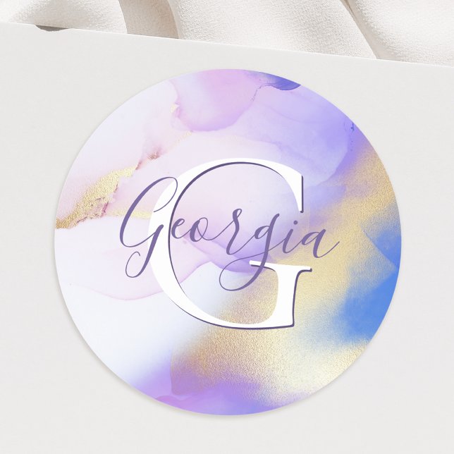 Glam Lilac Gold Abstrakt Paint Elegant Monogram Runder Aufkleber (Von Creator hochgeladen)