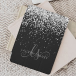 Glam Silver Glitzer Elegantes Monogramm iPad Mini Hülle<br><div class="desc">Glam Silver Glitzer Elegante Monogram iPad Abdeckung. Dieses elegante Design mit elegantem,  silberfarbenem Glitzer auf schwarzem Hintergrund verleiht diesem eleganten Tablet-Cover eine angenehme Note. Das Design enthält Ihr handgeschriebenes Skriptmonogramm mit hübschen Wirbel und Ihrem Namen.</div>