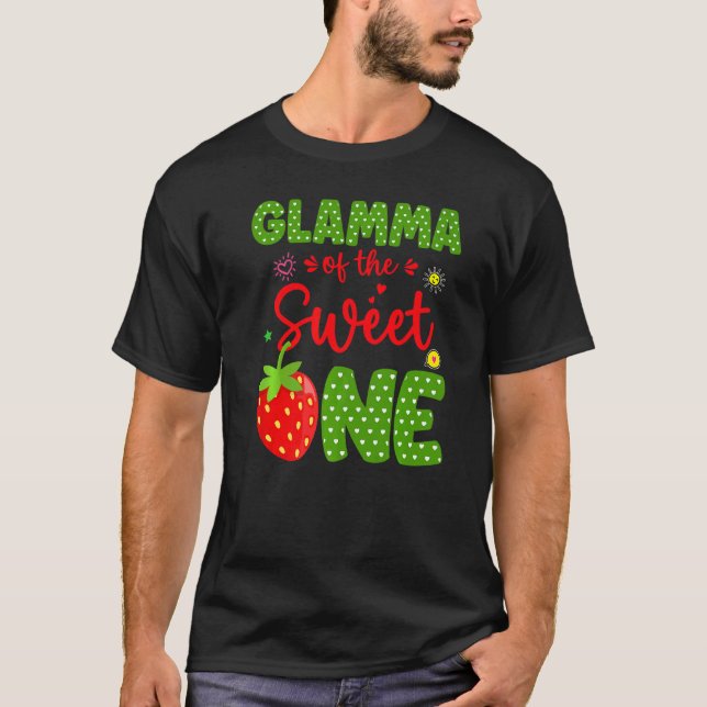 Glamma of the Birthday One Strawberry 1st Frucht B T-Shirt (Vorderseite)