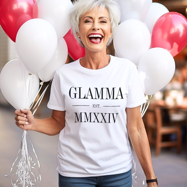 Glamma römisches Jahr T-Shirt (Von Creator hochgeladen)