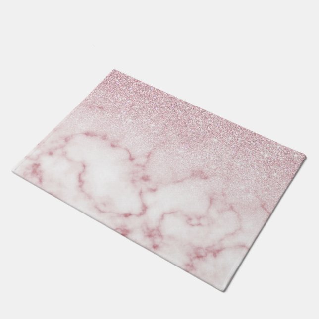 Glamorous Pink White Glitter Marble Gradient Schat Fußmatte (Schrägansicht)