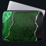 Glamour Forest Green Marmor Chic Silver Glitzer Laptopschutzhülle<br><div class="desc">Agate sind Steine,  die durch Bänder verschiedener Farben gekennzeichnet sind,  die nicht sehr kontrastgetreu sind. Dieses schöne und elegante Design in smaragdgrünen oder waldgrünen in verschiedenen Tönen mit silbernen Glitzern und Glitzer hat eine mineralische Ästhetik wie agate.</div>