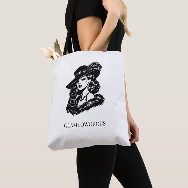 Glamouröse Frau mit Katzenmode-Illustration (Von Nahem)