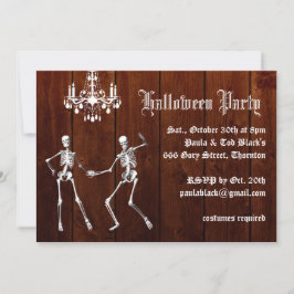Glamouröse Skelette auf HolzHalloween-Einladung Einladung