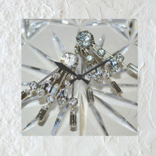 Glamouröses Vintage Art Deco mit Strasssteinen aus Quadratische Wanduhr