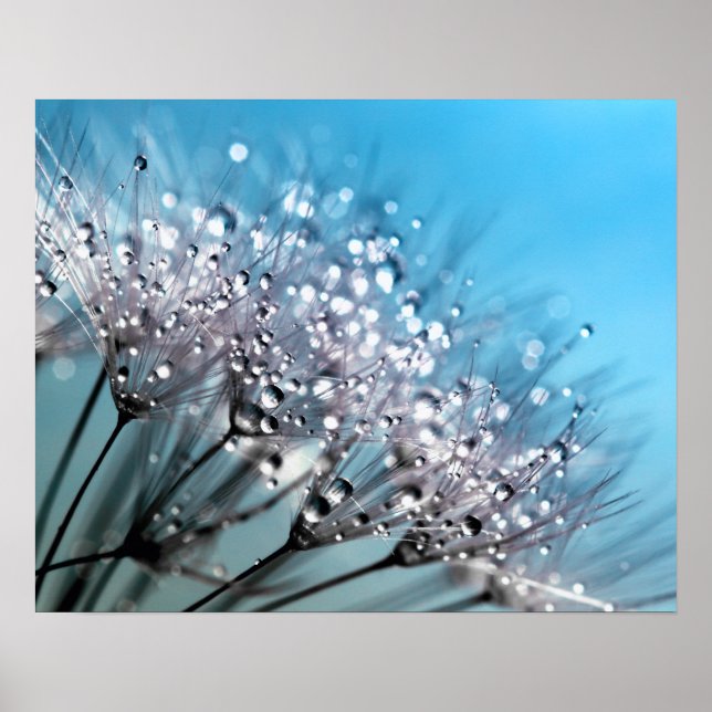 glänzender Kronleuchter Sky Blue Background Poster (Vorne)