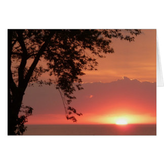 Glänzender orange Sonnenuntergang des Eriesees