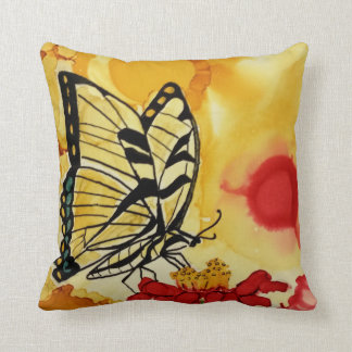 Glänzender Schmetterling Kissen