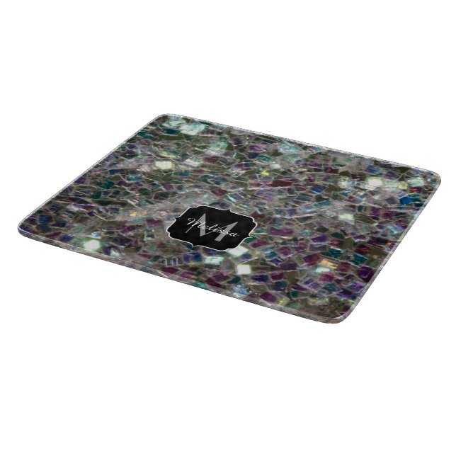 Glänzendes farbenfrohes silbernes Mosaik-Monogramm Schneidebrett (Ecke)