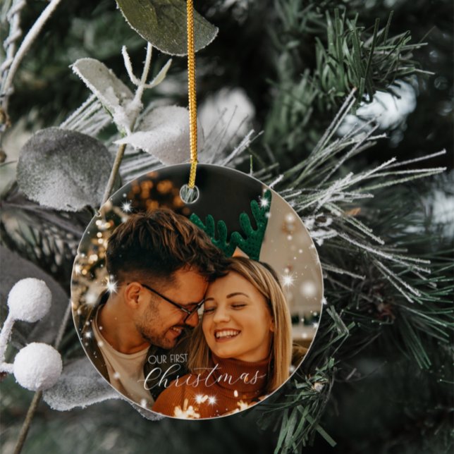 Glanzlicht Unser erstes Weihnachts-Round-Foto Keramik Ornament (Von Creator hochgeladen)