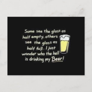 Glas halb leer postkarte