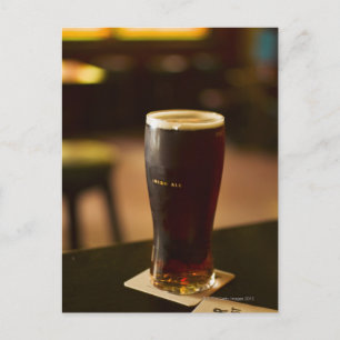 Glas irischer Herkunft in Pub Postkarte