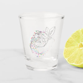 Glas mit einfacher, künstlerischer Linienzeichnung