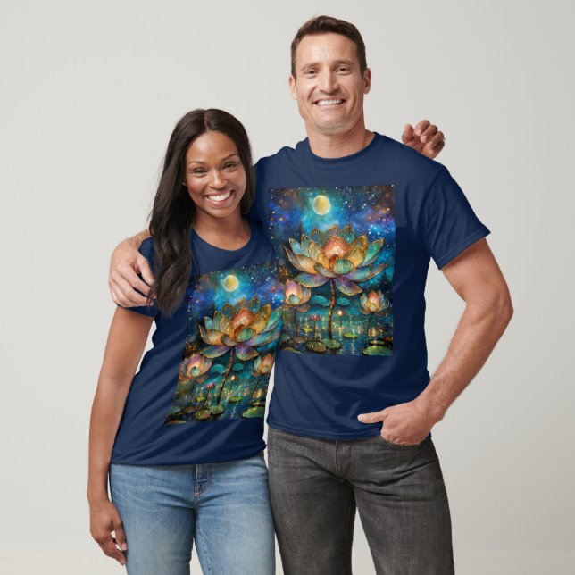 Gläserne Lotus-Blüten im Mondschein T-Shirt (Unisex)