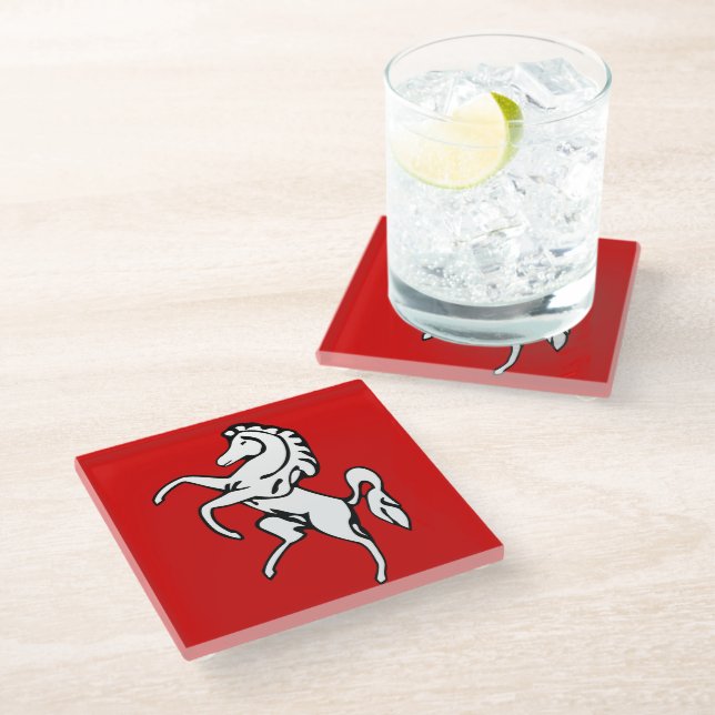 Glass coaster with flag of Kent County, England Glasuntersetzer (Schrägansicht)