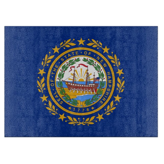 Glasspanplatte mit der Flagge von New Hampshire US Schneidebrett (Vorderseite)