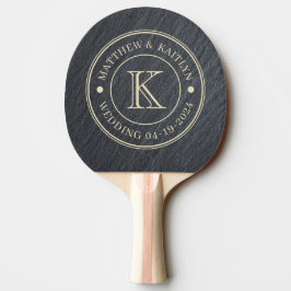 Glatter dunkler Granit-Hochzeitsmonogramm Tischtennis Schläger