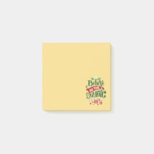 Glaube an die Weihnachtstypografie der Magie Post-it Klebezettel