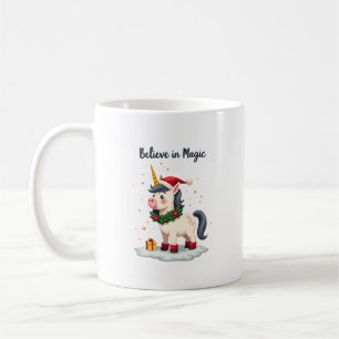 Glaube an Magie Festliches Einhorn mit Weihnachts Kaffeetasse