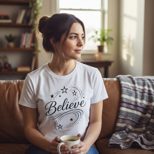 Glaube an magische Sterne - Inspirierende Himmelsk T-Shirt