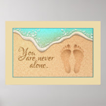 Glaube ein Set der Fußspuren in den Sand