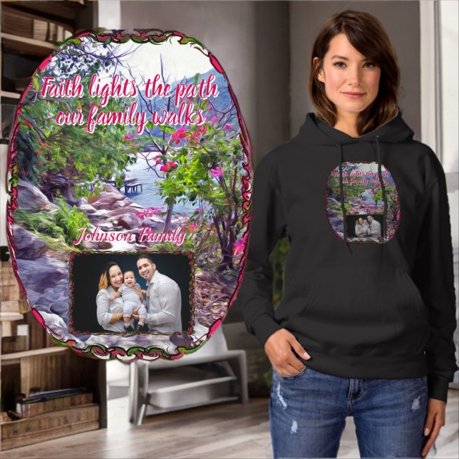 Glaube erleuchtet den Weg 821 Hoodie (Von Creator hochgeladen)