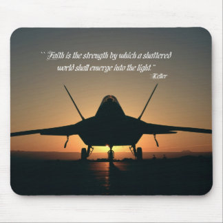 Glaube ist die Stärke, durch die eine zerbrochene Mousepad